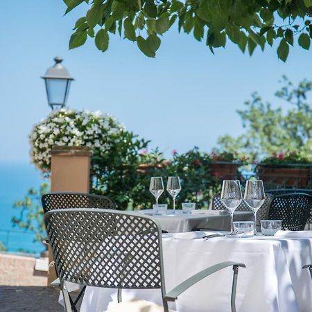 Locanda Rocco Da Francesco Sirolo Exterior photo